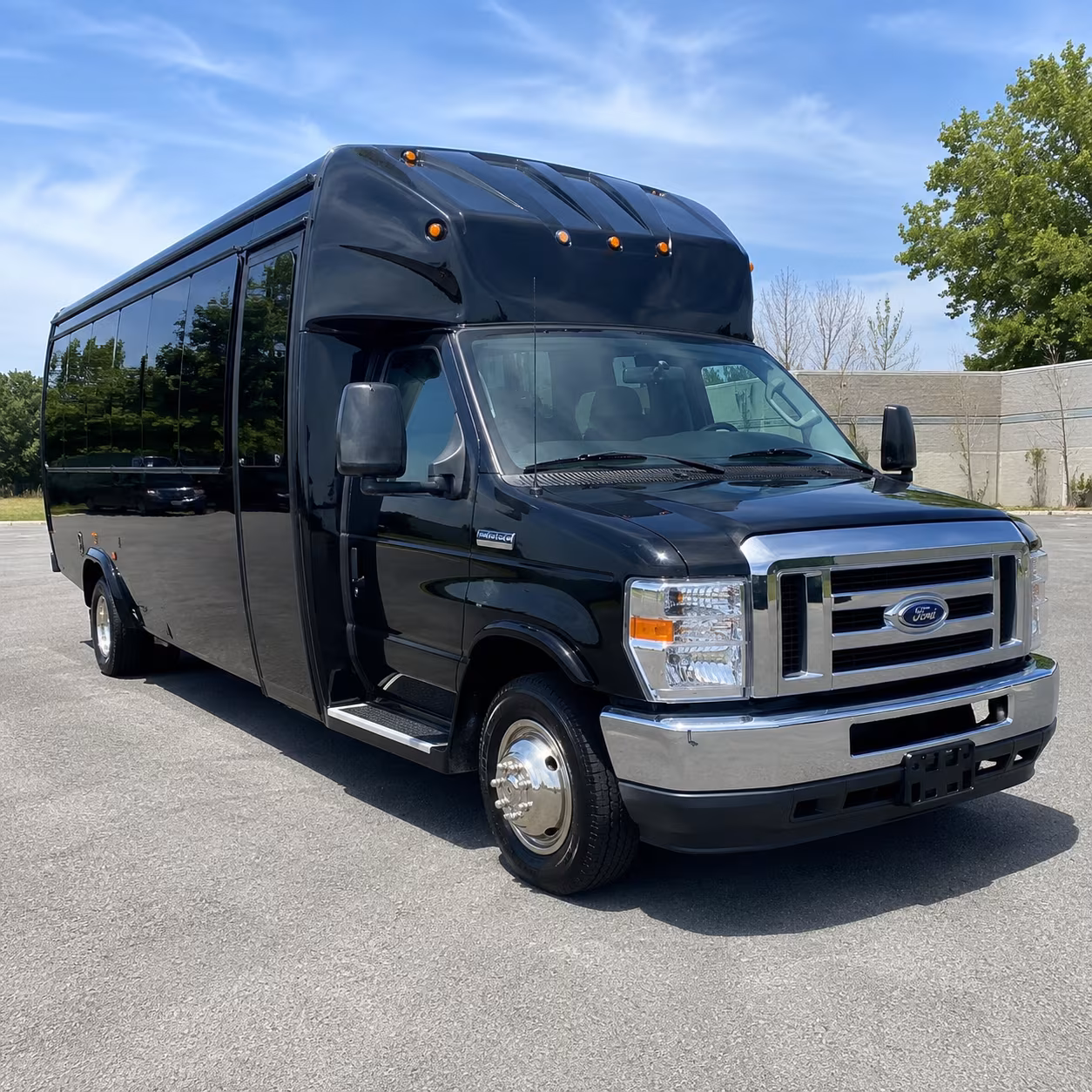 Arcadia Birthday, Sweet 16, & Quinceañera Party Bus Rentals