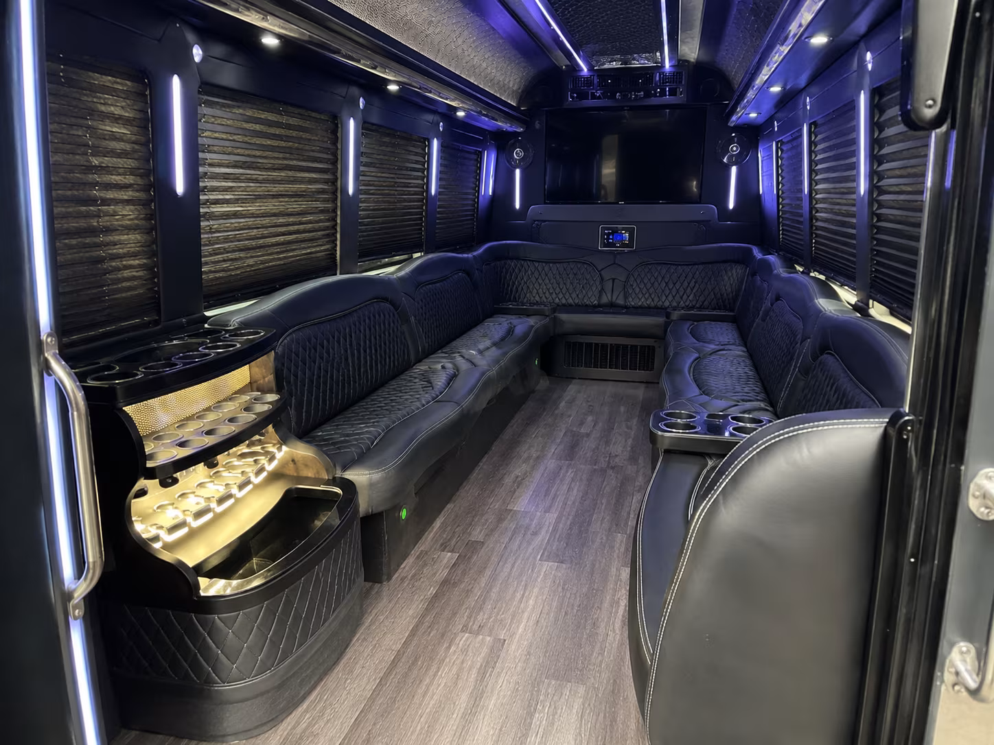 Pasadena Winery Tour & Pub Crawl Transportation party bus exterior